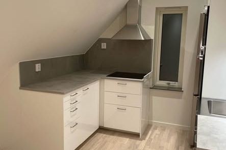 Nybyggd 3:a i villa nära havet